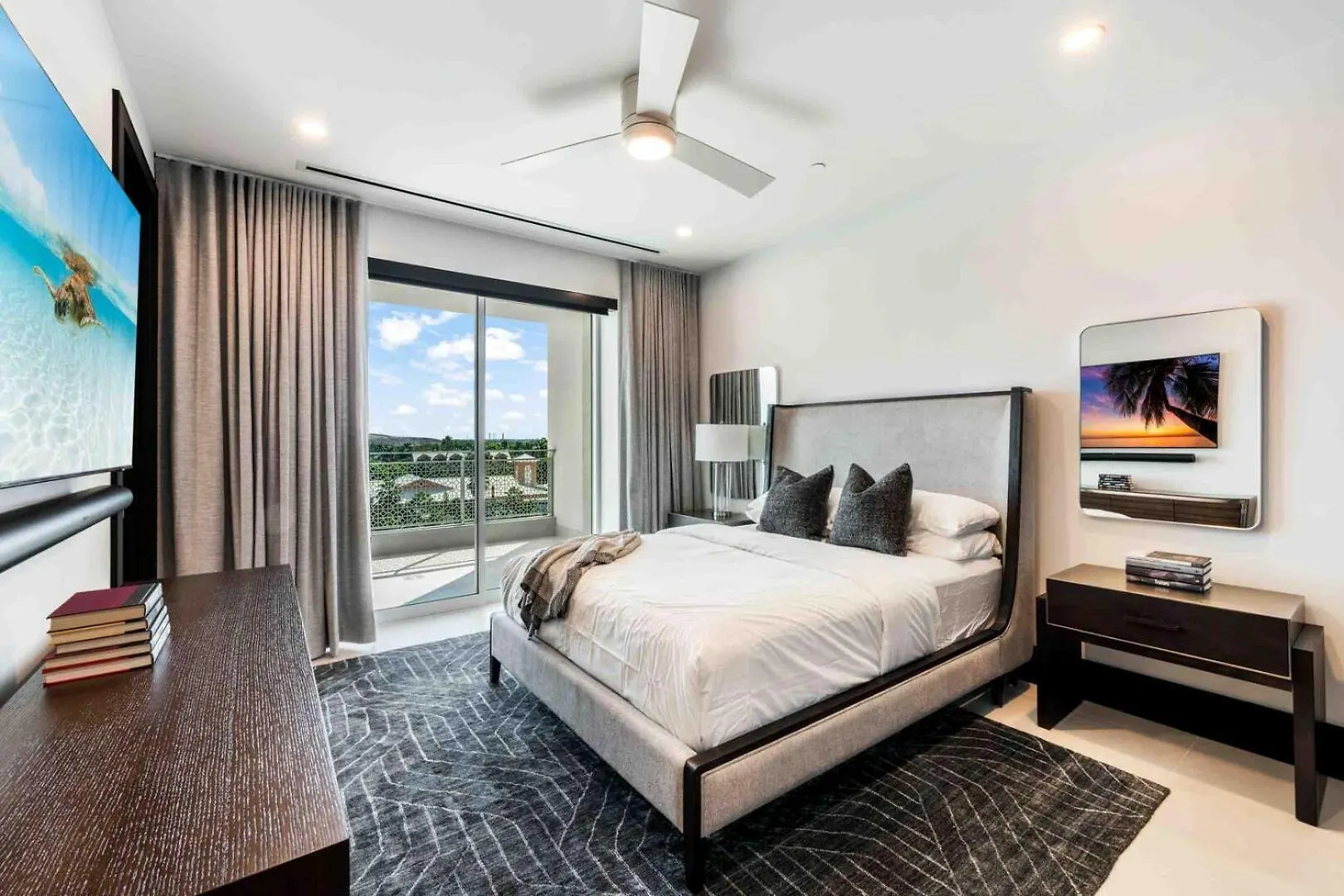 Apartment Aqua Fourth Floor Residence George Town