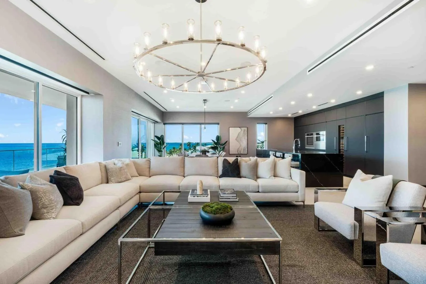 Aqua Fourth Floor Residence George Town Apartment